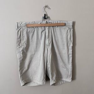 Uniqlo Khaki Shorts